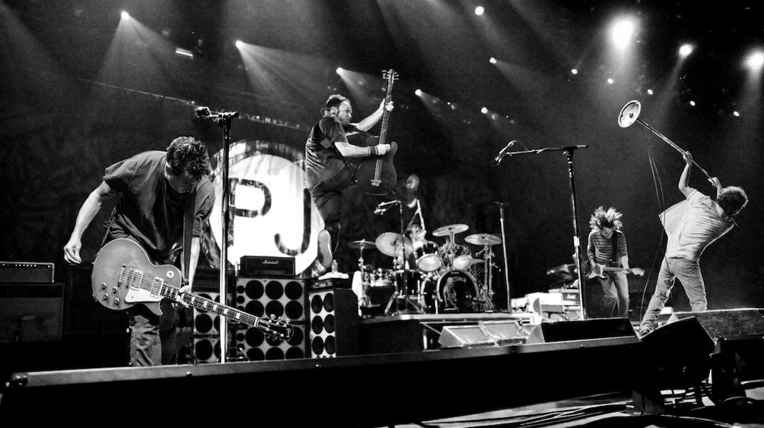 Pearl Jam - PLUS DE 15 000 BILLETS ONT DÉJÀ TROUVÉ PRENEURS